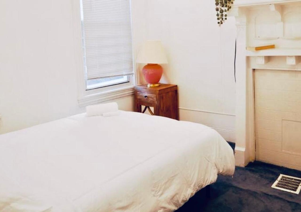 Oui On Ludlow - Entire House And Private Rooms In University City Philadelphia Kültér fotó